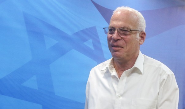 الوزير أروي أريئيل خلال حضوره للجلسة الأسبوعية للحكومة في القدس، 13 نوفمبر، 2016. (Marc Israel Sellem/POOL)