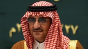 ولي العهد السعودي ووزير الداخلية الامير محمد بن نايف، 27 ابريل 2016 (FAYEZ NURELDINE / AFP)