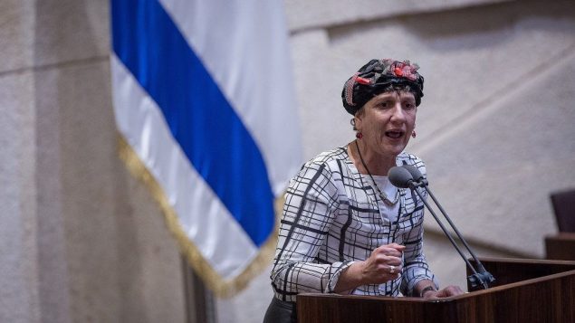 عضو الكنيست شولي معلم رفائيلي تتحدث خلال جلسة للكنيست في 26 يوليو، 2017. (Hadas Parush/Flash90) عضو الكنيست شولي معلم رفائيلي تتحدث خلال جلسة للكنيست في 26 يوليو، 2017. (Hadas Parush/Flash90)