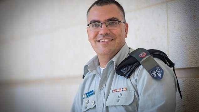 الناطق باسم الجيش الإسرائيلي باللغة العربية، أفيحاي أدرعي في وزارة الخارجية في القدس، 6 سبتمبر، 2017. (Yonatan Sindel/Flash90)