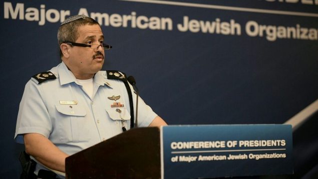 مفوض الشرطة روني الشيخ يخاطب مؤتمر رؤساء المنظمات اليهودية الامريكية الكبرى السنوي في القدس، 20 فبراير 2018 (Avi Hayoun / Conference of Presidents)