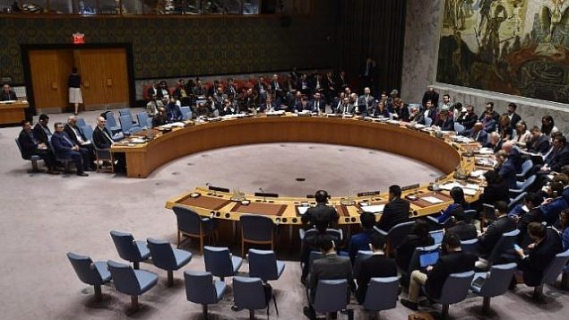 اجتماع لمجلس الأمن الدولي في 14 أبريل 2018، في مقر الأمم المتحدة في نيويورك. (AFP/ Hector Retamal)