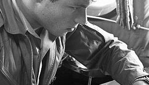 بحارة اسرائيليون يبحثون عن غواصة داكار، التي غرقت في يناير 1968 (Defense Ministry’s IDF Archives)