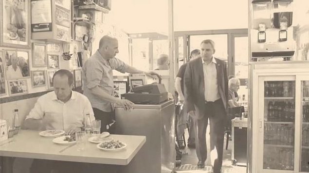 فيديو دعم رئيس بلدية القدس نير بركات لوزير شؤون القدس زئيف إلكين كبديل له (لقطة شاشة: Facebook)