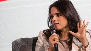 وزيرة العدل أييليت شاكيد تتحدث غي مؤتمر تنظمه صحيفة ’معاريف’ في القدس، 15 أكتوبر، 2018.  (Yonatan Sindel/Flash90)