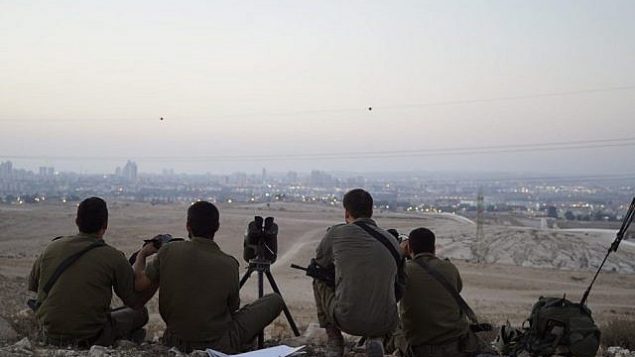جنود إسرائيليون يشاركون في تمرين لمحاكاة حرب في قطاع غزة في يوليو 2018. (Israel Defense Forces) جنود إسرائيليون يشاركون في تمرين لمحاكاة حرب في قطاع غزة في يوليو 2018. (Israel Defense Forces)