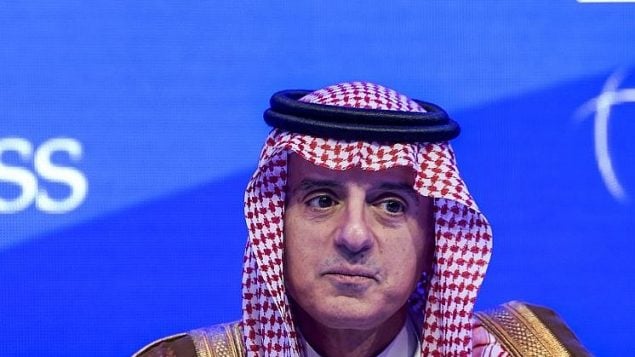 وزير الخارجية السعودي عادل الجبير في المنامة، 27 اكتوبر 2018 (Stringer/AFP)