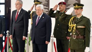 رئيس السلطة الفلسطينية محمود عباس والرئيس النمساوي ألكسندر فان دير بيلين في المقر الرئاسي في رام الله، 5 فبراير 2019 (Wafa)