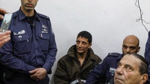 عرفات ارفاعية (29 عاما)، الفلسطيني المشتبه بقتل فتاة إسرائيلية، يمثل أمام محكمة الصلح في القدس في 11 فبراير، 2019. (MENAHEM KAHANA / AFP)