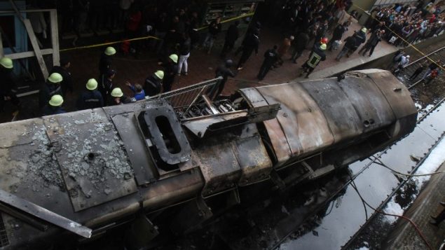 ساحة الحادث الذي شهدته محطة رمسيس للقطارات في القاهرة في 27 فبراير 2019 (STRINGER / AFP)