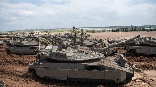 قوات إسرائيلية تتخذ مواقعها بالقرب من حدود غزة، 26 مارس، 2019.  (Israel Defense Forces)