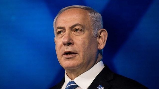 رئيس الوزراء بنيامين نتنياهو يحضر مراسم ’جائزة إسرائيل’ في القدس، مع احتفال إسرائيل ب’يوم الإستقلال’ ال71، 9 مايو، 2019. (Yonatan Sindel/Flash90)