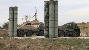 صورة توضيحية: نظام صواريخ اس-400 الروسية، 16 ديسمبر 2015 (Vadim Savitsky/Russian Defense Ministry Press Service via AP)