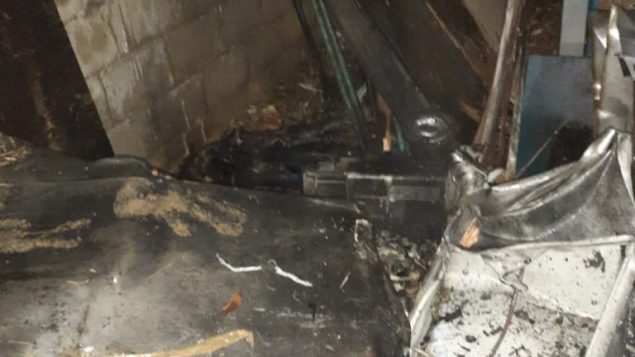اضرار في مكاتب حزب الله في بيروت، متجت بحسب الافتراض عن طائرة مسيرة اسرائيلية مفخخة، 25 اغسطس 2019 (Lebanese state media)