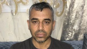 سامر سليمان، فلسطيني من سكان القدس الشرقية يقاضي الشرطة بعد قيامها بزرع سلاح في منزله خلال تصوير سلسلة دراما وثائقية. (courtesy)