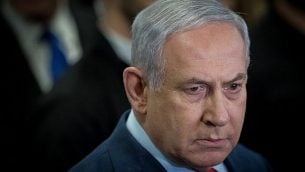 رئيس الورزاء بنيامين نتنياهو يتحدث لوسائل الإعلام في الكنيست بالقدس في 29 مايو، 2019، بعد أن أجبر على حل الكنيست والدعوة لإجراء انتخابات جديدة.  (Yonatan Sindel/Flash90)