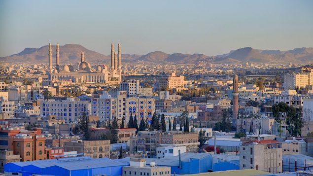 العاصمة اليمنية صنعاء عام 2015 (CC BY-SA Wikimedia Commons)