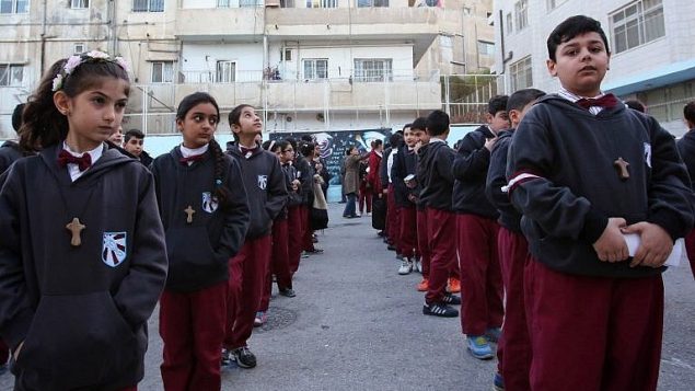 صورة توضيحية: طلاب مدرسة في عمان، 12 ديسمبر 2017 (AFP Photo/Khalil Mazraawi)