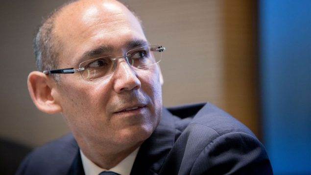 أمير يارون، مدير بنك إسرائيل، يحضر مؤتمرا صحفيا في القدس، 31 مارس 2019 (Yonatan Sindel / Flash90)