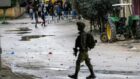 صورة توضيحية: فلسطينيون يشتبكون مع جنود إسرائيليين في مدينة جنين بالضفة الغربية، 18 يناير 2018. (Nasser Ishtayeh/Flash90)
