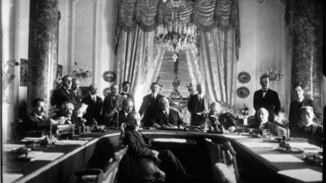 المندوبون في مؤتمر سان ريمو في أبريل 1920 (screenshot YouTube)