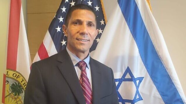 إسماعيل خالدي في القنصلية الإسرائيلية في ميامي  (Courtesy Israeli Consulate)