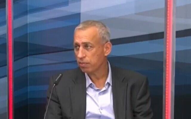 نحمان آش في مقابلة مع ’كول براما’، 12 مارس 2020 (Screen grab / Facebook)
