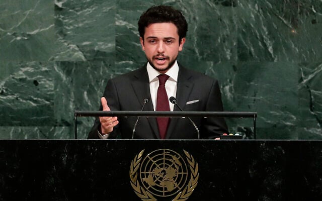 ولي العهد الأردني الأمير الحسين بن عبد الله يلقي كلمة أمام الجمعية العامة للأمم المتحدة، في مقر الأمم المتحدة، 21 سبتمبر 2017 (Frank Franklin II / AP)