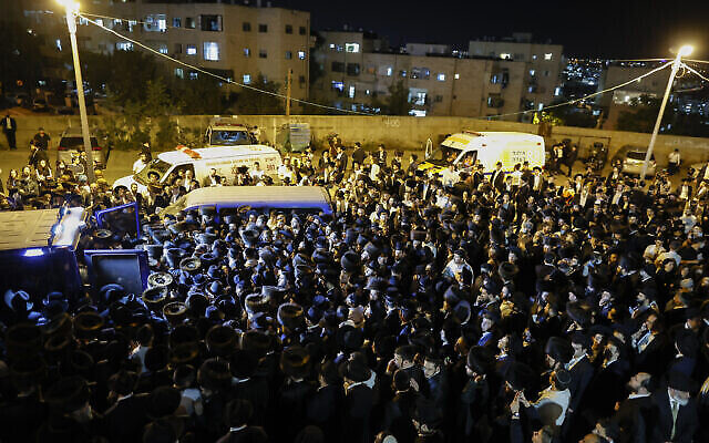 جنازة الياهو شموئيل كوهين، أحد ضحايا كارثة ميرون، 1 مايو 2021 (Yonatan Sindel / Flash90)