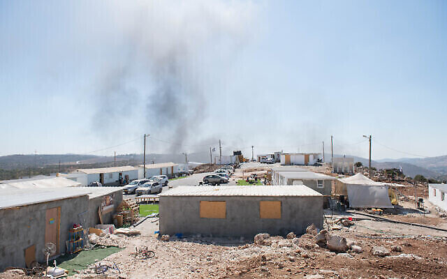 صورة لبؤرة إفياتار الاستيطانية الإسرائيلية غير القانونية، 21 يونيو، 2021. (Sraya Diamant / Flash90)
