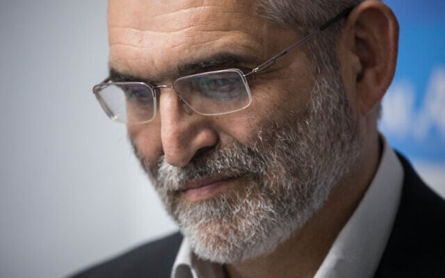 ميخائيل بن آري يحضر مؤتمرا صحفيا عقد ردا على قرار المحكمة العليا باستبعاد ترشيح بن آري لانتخابات الكنيست المقبلة، في القدس، 17 مارس 2019 (Yonatan Sindel / Flash90)