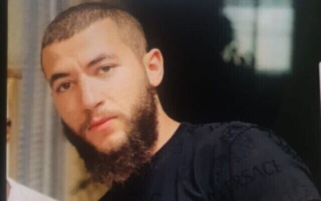أمير صيداوي، منفذ هجوم القدس في 13 أغسطس، 2022، في صورة غير مؤرخة. (Social media) أمير صيداوي، منفذ هجوم القدس في 13 أغسطس، 2022، في صورة غير مؤرخة. (Social media)