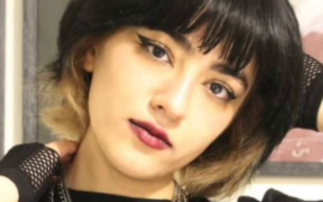 نيكا شاكرمي (Wikipedia: Original publication: Unknown / Immediate source: https://www.shethepeople.tv/news/teenager-killed-in-iran-protests)