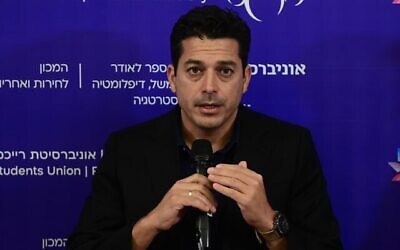 وزير شؤون الشتات عميحاي شكيلي في هرتسليا، 5 يناير،  2022. (Tomer Neuberg / Flash90)