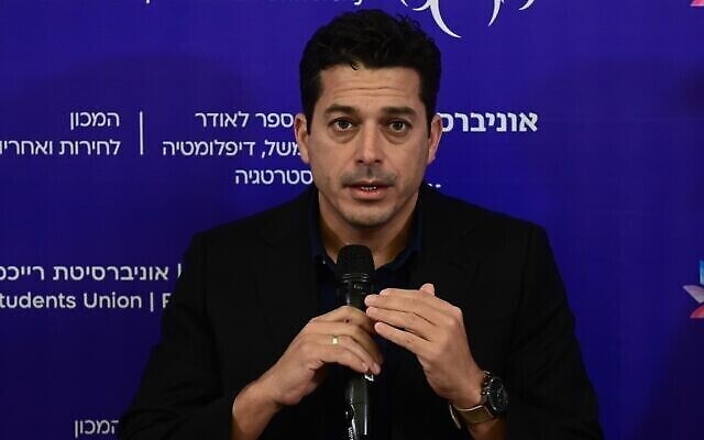 وزير شؤون الشتات عميحاي شكيلي في هرتسليا، 5 يناير،  2022. (Tomer Neuberg / Flash90)