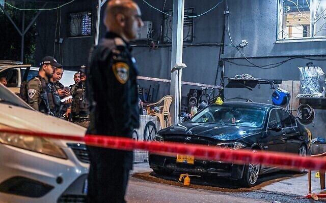 الشرطة في موقع إطلاق نار في بلدة كفر كنا بشمال البلاد، 26 أغسطس، 2023. (Flash90)
