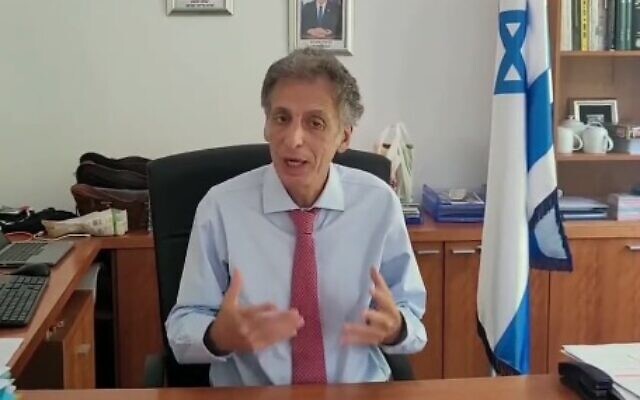 السفير الإسرائيلي لدى جنوب أفريقيا، إيلي بيلوتسيركوفسكي، 7 أكتوبر، 2023. (Screen capture/X)