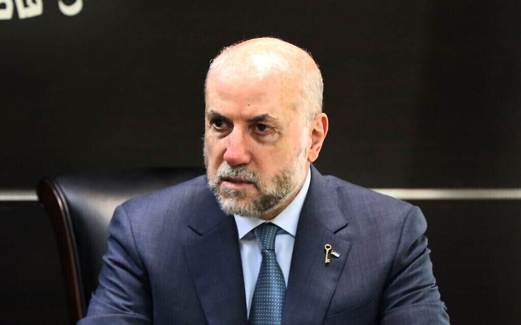 مستشار رئيس السلطة الفلسطينية محمود الهباش. (Mahmoud Habbash/Facebook)