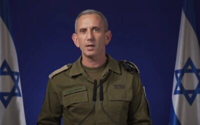 المتحدث باسم الجيش الإسرائيلي دانييل هاغاري يتحدث إلى وسائل الإعلام في 4 ديسمبر 2024 (Video screenshot)
