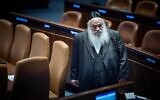 رئيس حزب "يهدوت هتوراة" يتسحاق غولدكنوبف في الكنيست، 13 مايو 2025. (Yonatan Sindel/Flash90)