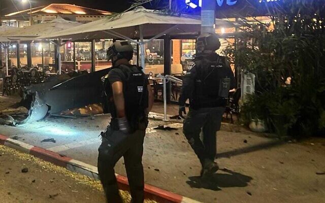 موقع ضربة صاروخية باليستية إيرانية في شمال إسرائيل، 13 يوليو 2025. (Israel Police)