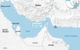 خارطة للخليج توضح موقع مضيق هرمز ومينائي جاسك وجزيرة خارك في إيران. (Laurence SAUBADU/AFP)
