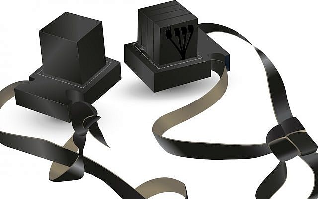 Illustrative, Tefillin. (image via Shutterstock)