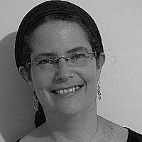 Susie Dym