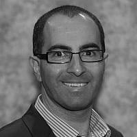 Yossi Tam