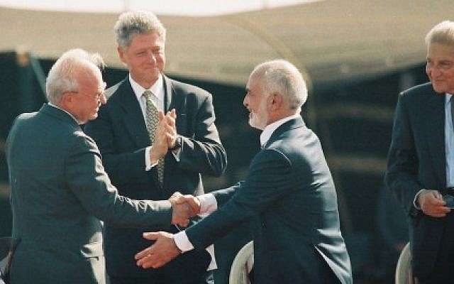 File photo:  US President Bill Clinton, Israeli Prime Minister Yitzhak Rabin, King Hussein of Jordan and Israeli President Ezer Weitzman at the peace treaty in the Arava Desert. (Photo: Flash90 / Yossi Zamir)