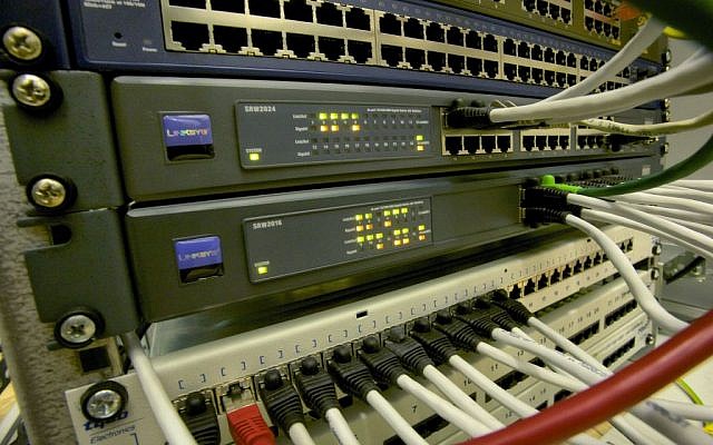 Computer network (Pixabay)