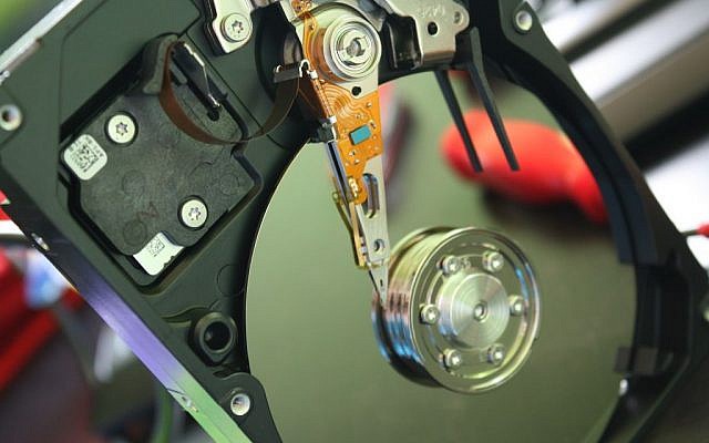 Hard drive (Pixabay)
