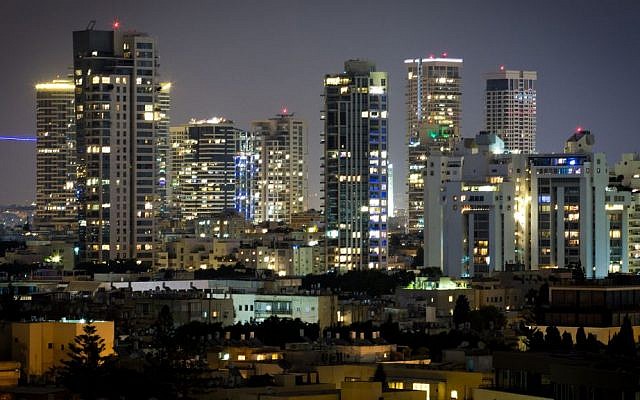 Illustrative view of Tel Aviv at night, August 29, 2016. (Miriam Alster/Flash90) Illustrative view of Tel Aviv at night, August 29, 2016. (Miriam Alster/Flash90)