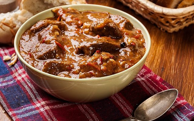 Illustrative: a bowl of cholent. (iStock)